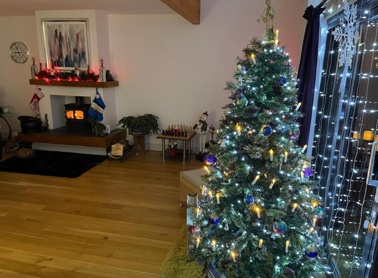 Lindas Retreats Self Catering Accommodation 1 Bedroom Cottage Or 3 Bedroom House Tomintoul Eksteriør billede