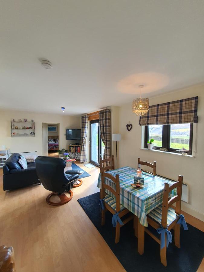 Lindas Retreats Self Catering Accommodation 1 Bedroom Cottage Or 3 Bedroom House Tomintoul Eksteriør billede