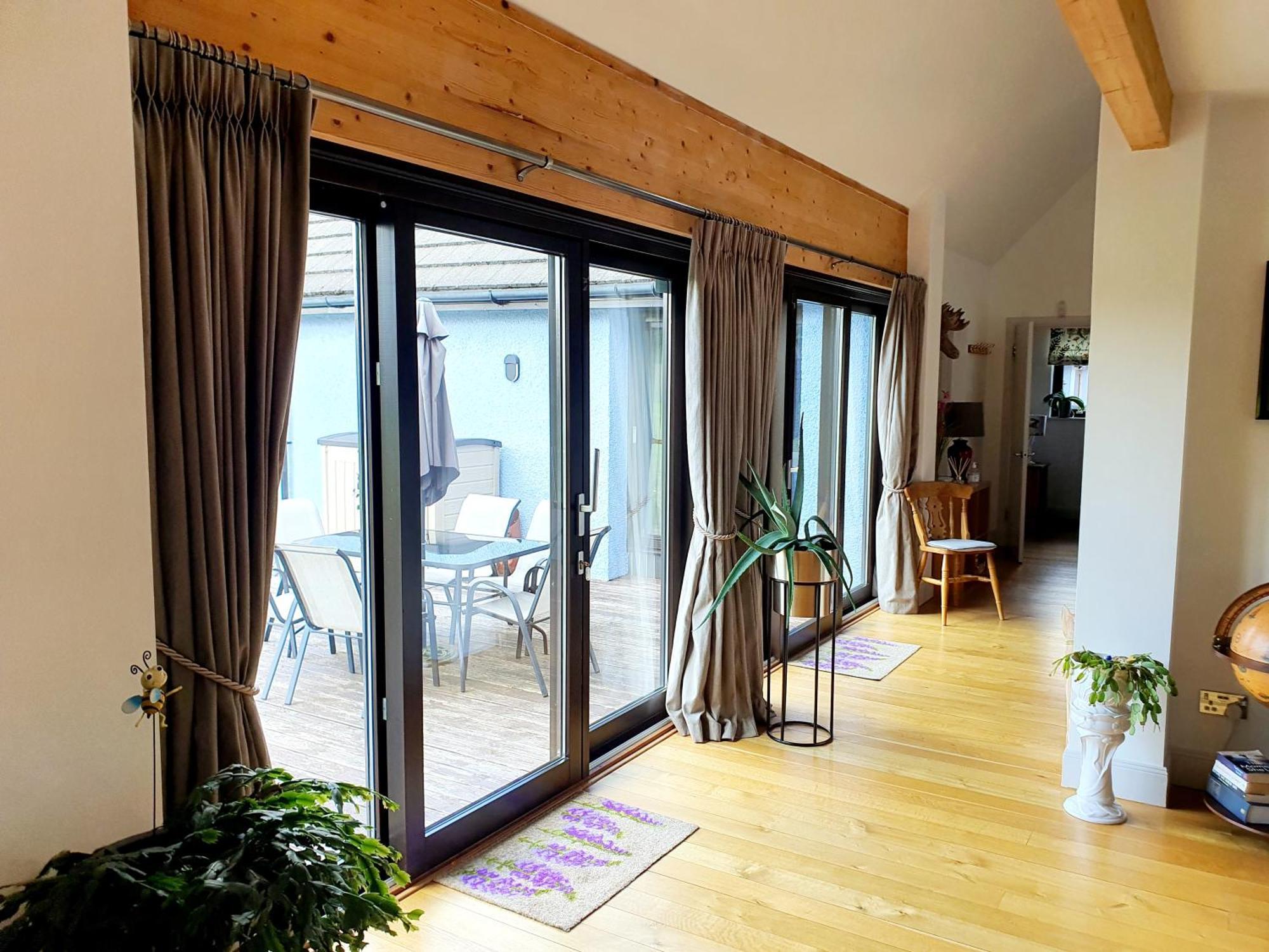 Lindas Retreats Self Catering Accommodation 1 Bedroom Cottage Or 3 Bedroom House Tomintoul Eksteriør billede